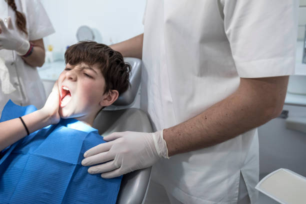 Best Emergency Treatment for Dental Infections or Abscesses in Lla Lla, WA